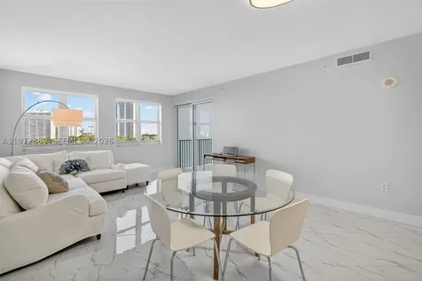 20000 E Country Club Drive Aventura FL 33180