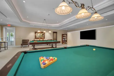 20000 E Country Club Drive Aventura FL 33180