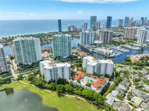 20000 E Country Club Drive Aventura FL 33180