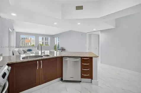 20000 E Country Club Drive Aventura FL 33180