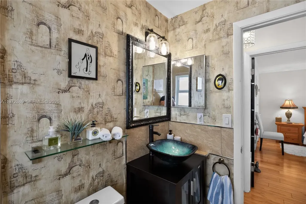 1524 SE 12th Street Fort Lauderdale FL 33316