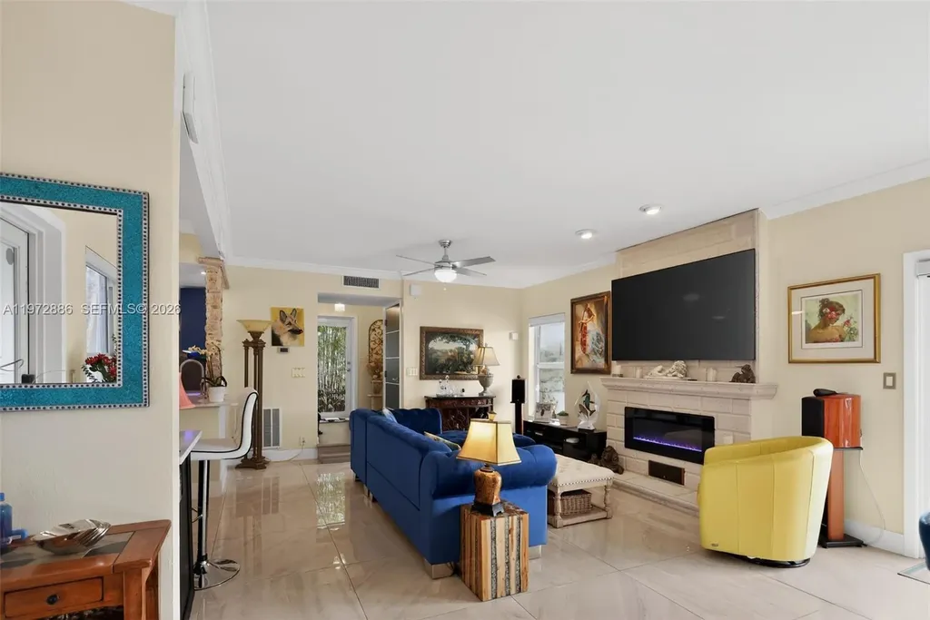 1524 SE 12th Street Fort Lauderdale FL 33316