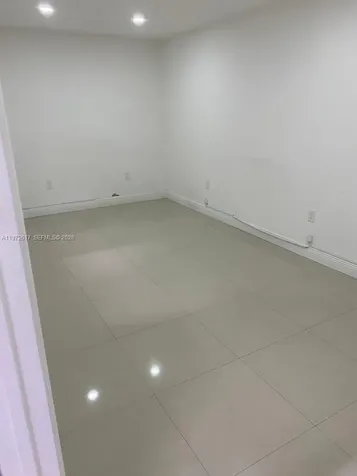 5930 NW 99th Avenue Doral FL 33178