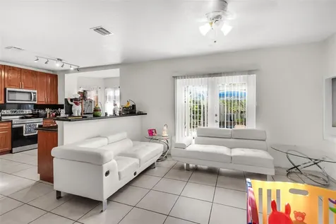 1760 NE 36th Avenue Homestead FL 33033