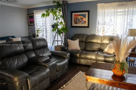 17221 NW 82nd Avenue Hialeah FL 33015