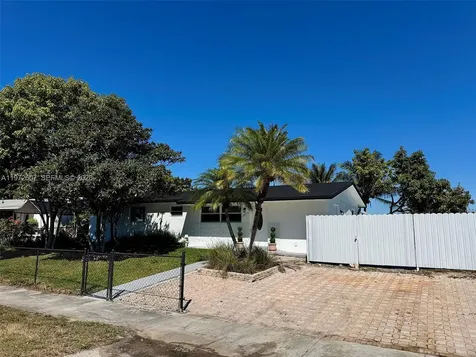 15715 SW 302nd Terrace Homestead FL 33033
