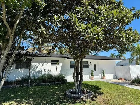 15715 SW 302nd Terrace Homestead FL 33033
