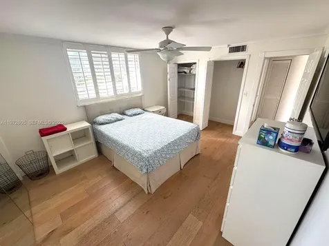 910 Michigan Avenue Miami Beach FL 33139
