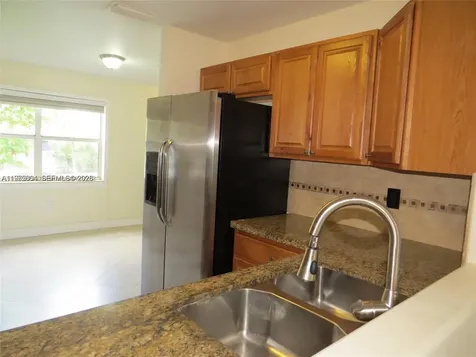 216 Lakeside Circle Sunrise FL 33326