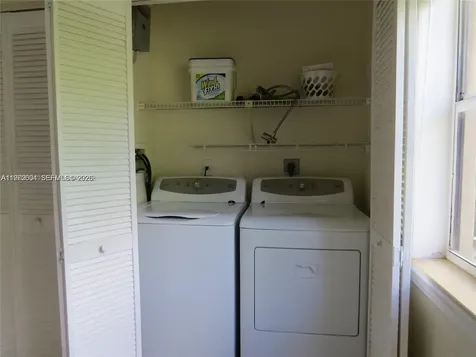 216 Lakeside Circle Sunrise FL 33326