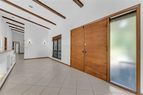 15305 SW 74th Court Palmetto Bay FL 33157