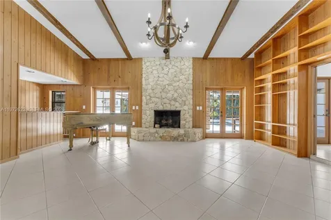15305 SW 74th Court Palmetto Bay FL 33157