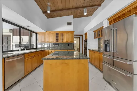 15305 SW 74th Court Palmetto Bay FL 33157