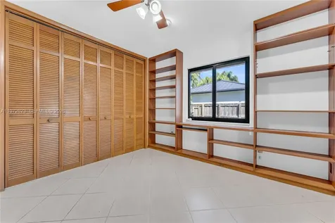 15305 SW 74th Court Palmetto Bay FL 33157