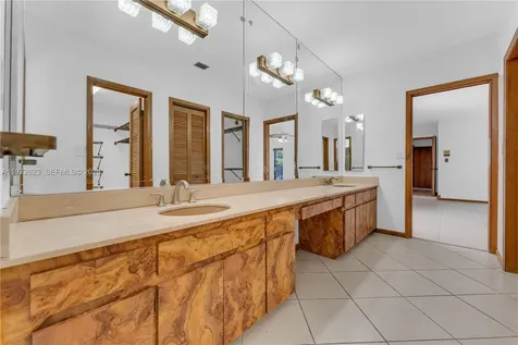 15305 SW 74th Court Palmetto Bay FL 33157