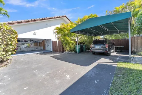 15305 SW 74th Court Palmetto Bay FL 33157
