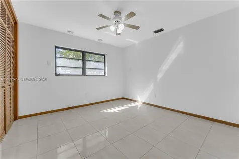 15305 SW 74th Court Palmetto Bay FL 33157