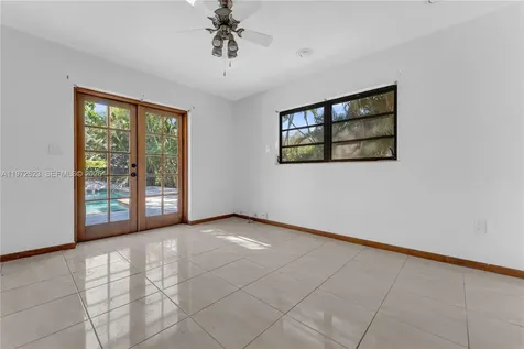 15305 SW 74th Court Palmetto Bay FL 33157