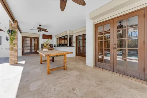 15305 SW 74th Court Palmetto Bay FL 33157