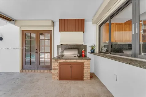 15305 SW 74th Court Palmetto Bay FL 33157