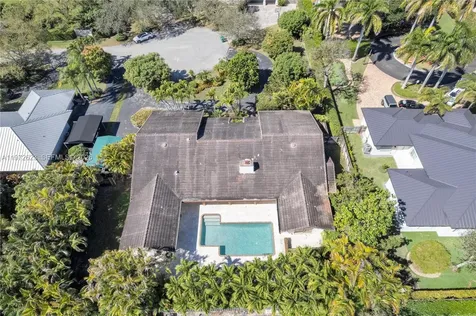 15305 SW 74th Court Palmetto Bay FL 33157