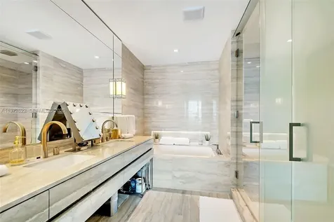 18975 Collins Avenue Sunny Isles Beach FL 33160