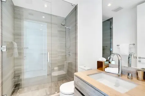 18975 Collins Avenue Sunny Isles Beach FL 33160