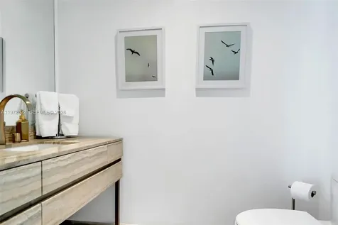18975 Collins Avenue Sunny Isles Beach FL 33160