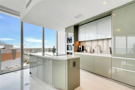 18975 Collins Avenue Sunny Isles Beach FL 33160