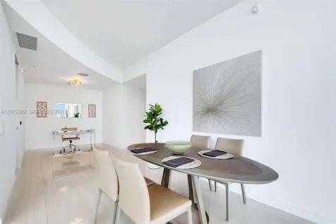 18975 Collins Avenue Sunny Isles Beach FL 33160