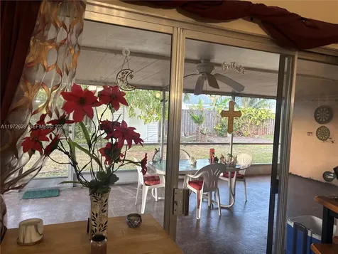11055 NW 27th Place Sunrise FL 33322