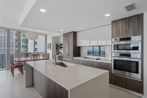 488 NE 18th Street Miami FL 33132