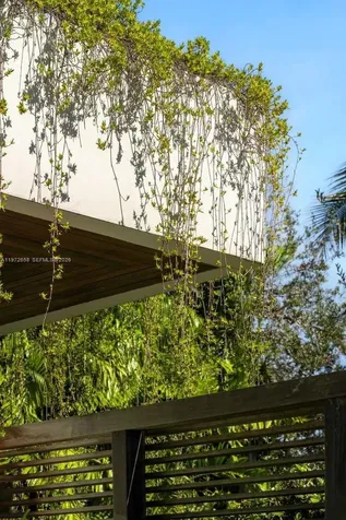 6850 Sunrise Court Coral Gables FL 33133