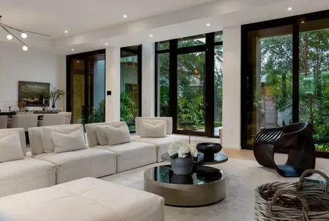6850 Sunrise Court Coral Gables FL 33133