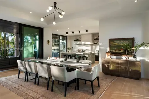 6850 Sunrise Court Coral Gables FL 33133