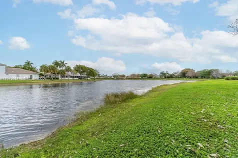 20839 NW 4th Street Pembroke Pines FL 33029