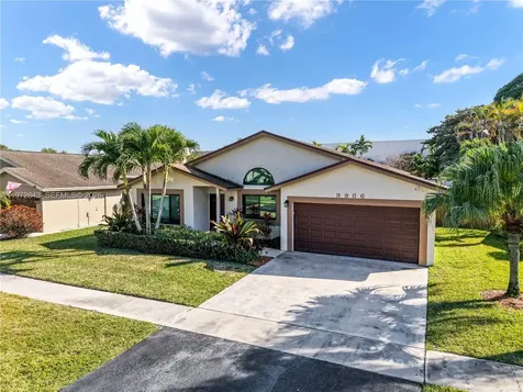 9986 NW 52nd Street Sunrise FL 33351