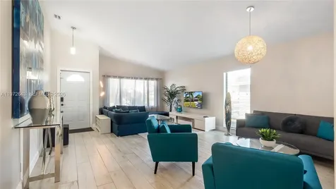 9986 NW 52nd Street Sunrise FL 33351