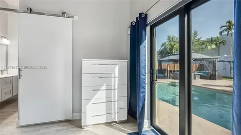 9986 NW 52nd Street Sunrise FL 33351