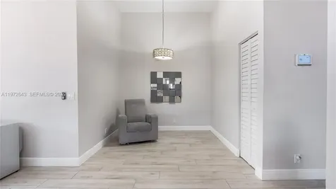 9986 NW 52nd Street Sunrise FL 33351