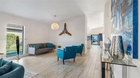 9986 NW 52nd Street Sunrise FL 33351