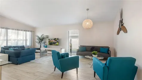9986 NW 52nd Street Sunrise FL 33351
