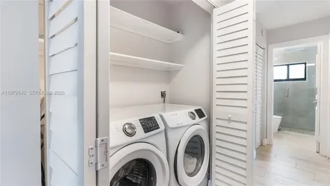 9986 NW 52nd Street Sunrise FL 33351