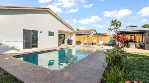 9986 NW 52nd Street Sunrise FL 33351