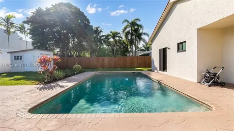 9986 NW 52nd Street Sunrise FL 33351