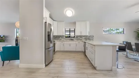 9986 NW 52nd Street Sunrise FL 33351