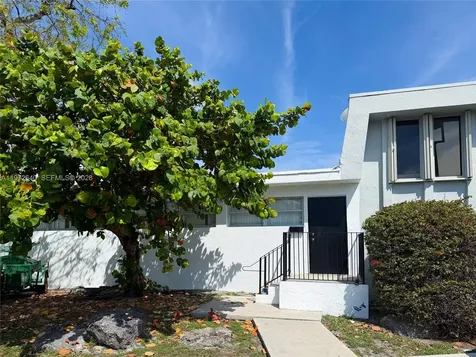 18500 NE 5th Avenue Miami FL 33179