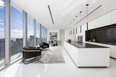 300 Biscayne Boulevard Way Miami FL 33131