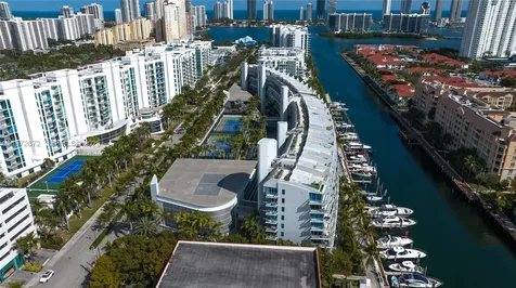2950 NE 188th Street Aventura FL 33180
