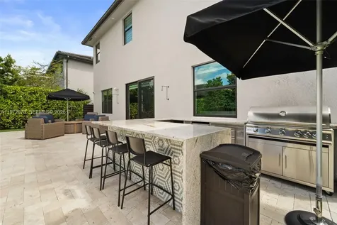 15450 NW 88th Avenue Miami Lakes FL 33018